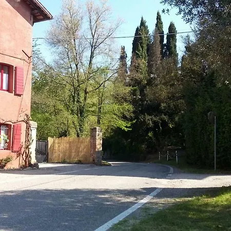 La Casa Delle Fate Di Rubini *